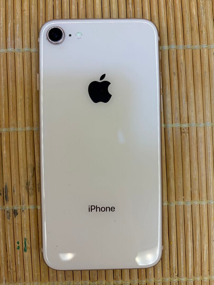 iPhone8 64GB ゴールド
