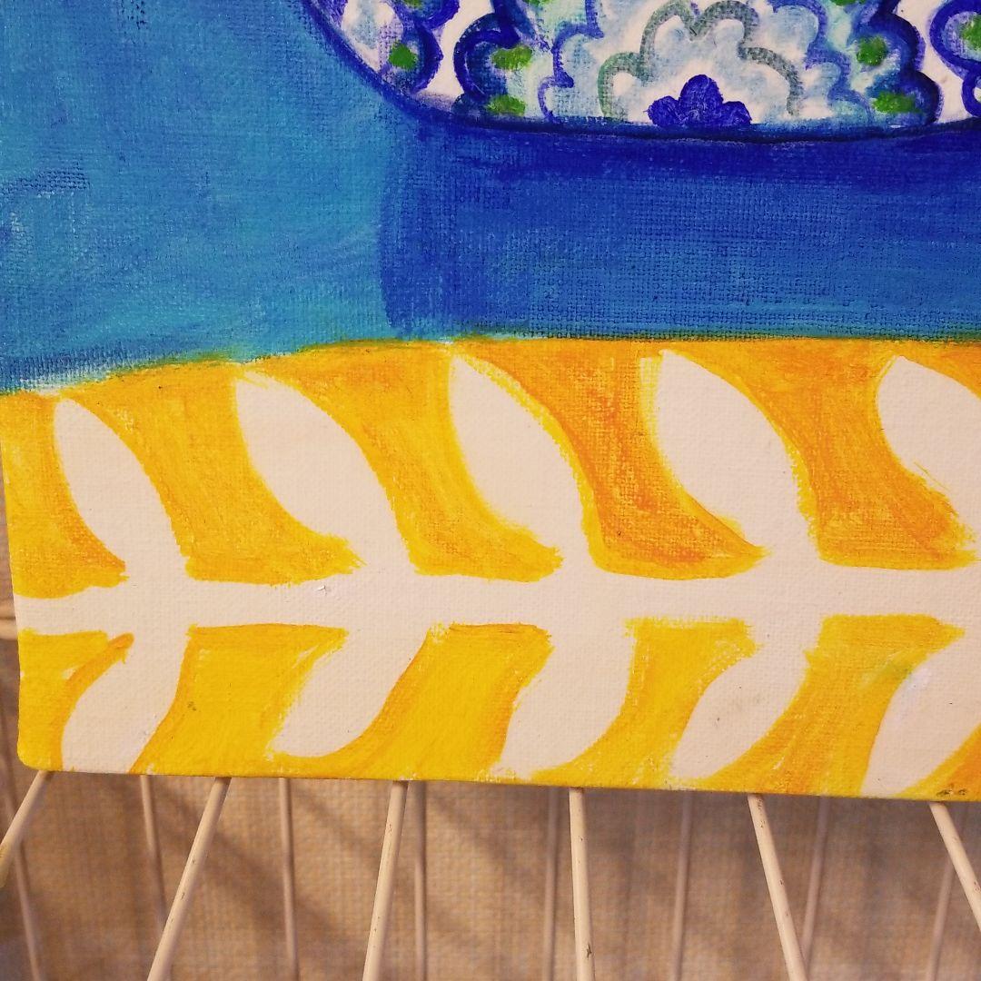 油絵　はち　小鳥さんのかくれんぼ　その１　かくれる鳥