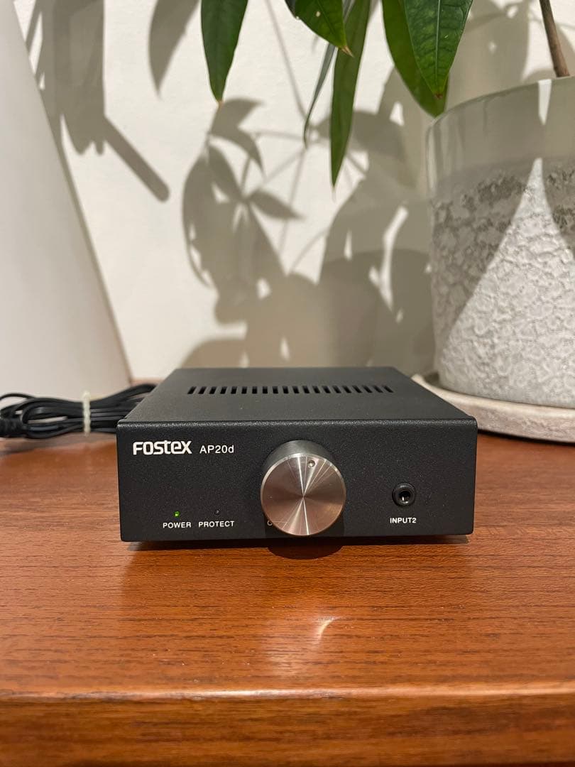 Fostex AP20d パワーアンプ 本体と電源