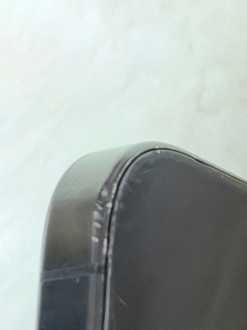 iPhone 15 Pro 本体 ブラックチタニウム