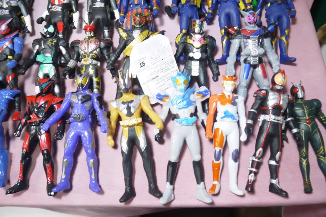 ライダーヒーローシリーズ　ビッグサイズソフビフィギュアなど　85体セット