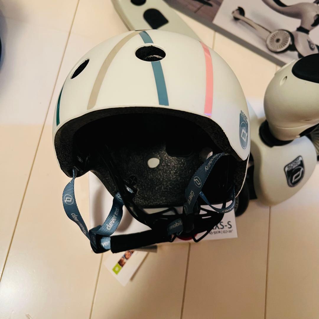美品！室内のみで使用！SCOOT AND RIDE スケーター　ヘルメットセット