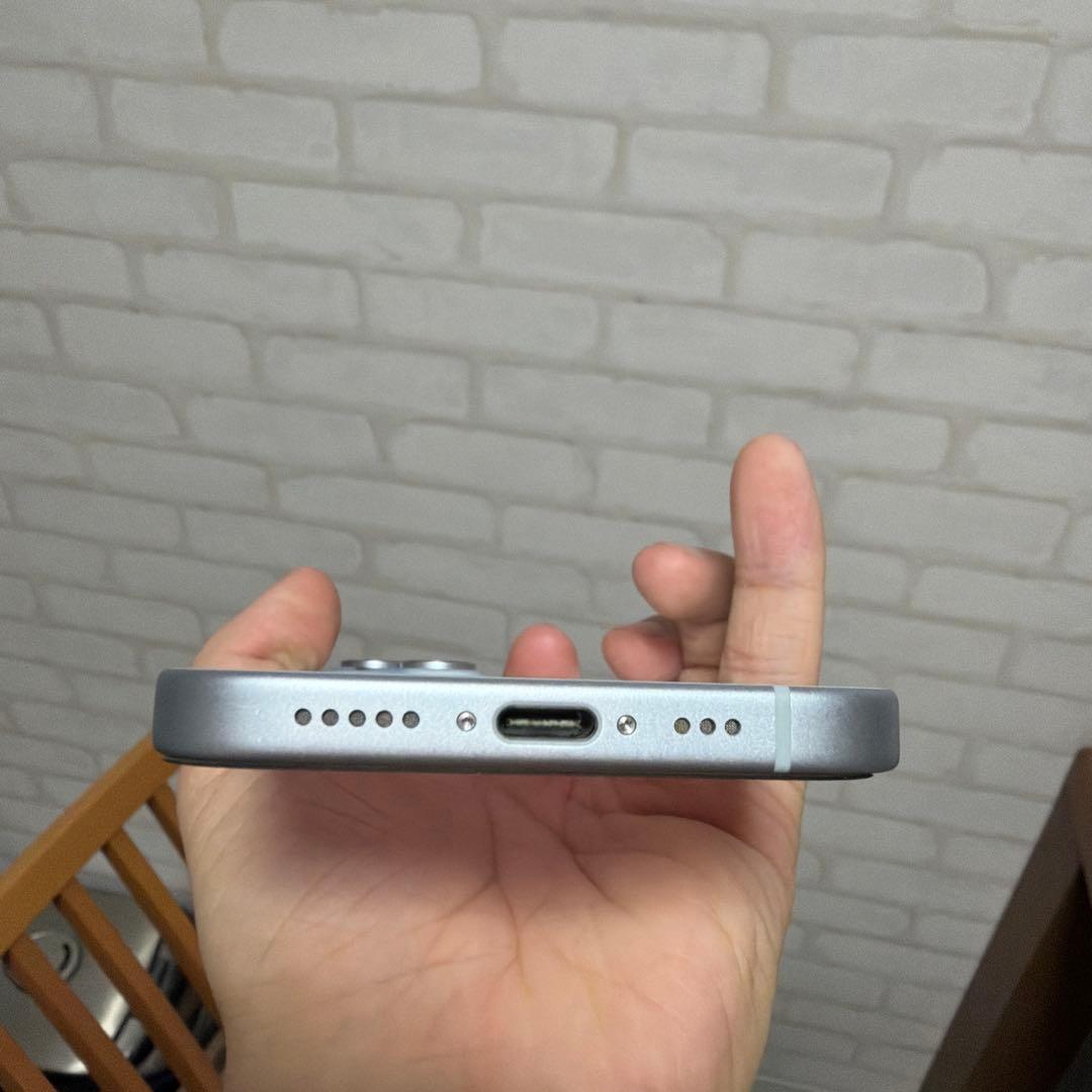 Apple iPhone 15 128GB ブルー