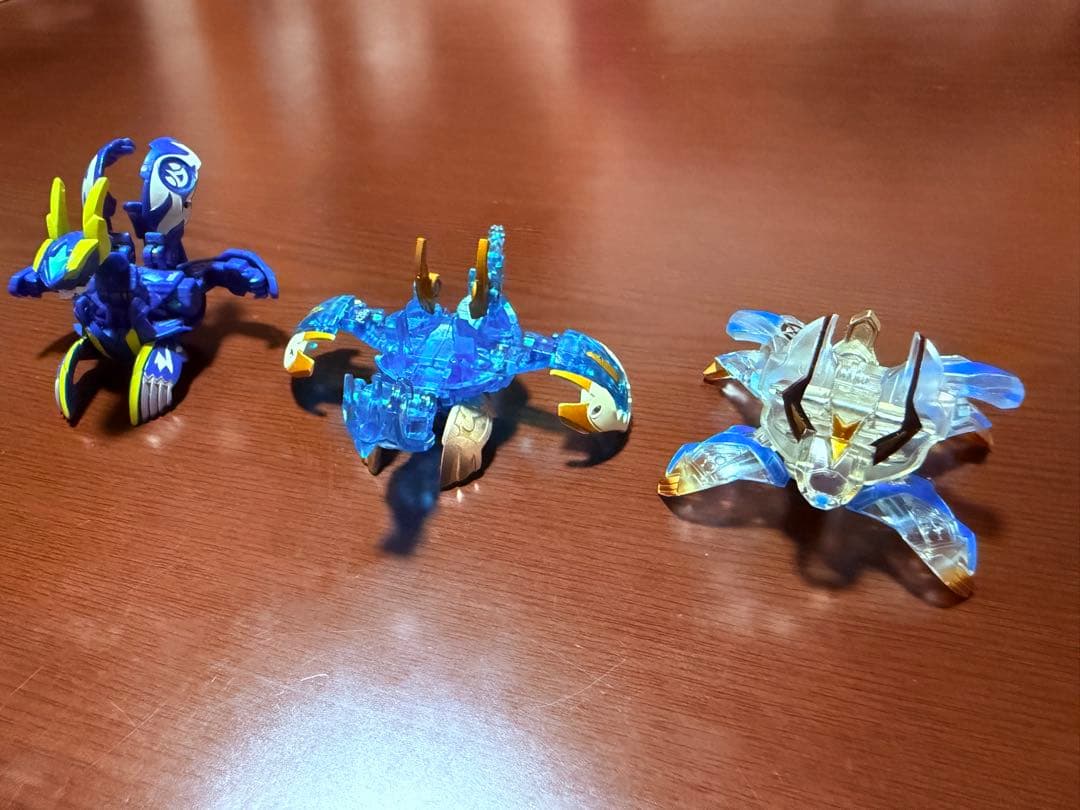 爆TECH爆丸　煌ドラガオンBLUE BLAZE&輝レオネスC&聖アクアスC