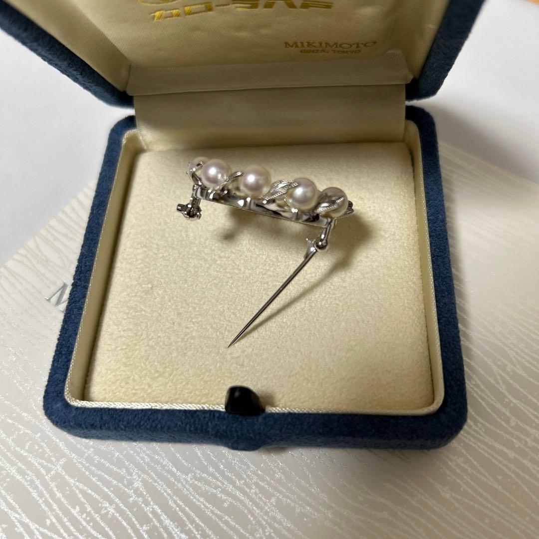 MIKIMOTO ミキモト　真珠　パール　WGK18 葉彫り　月桂樹　ブローチ