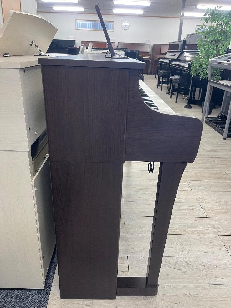 ★81713【電子ピアノ】YAMAHA　SCLP8450DA　24年製