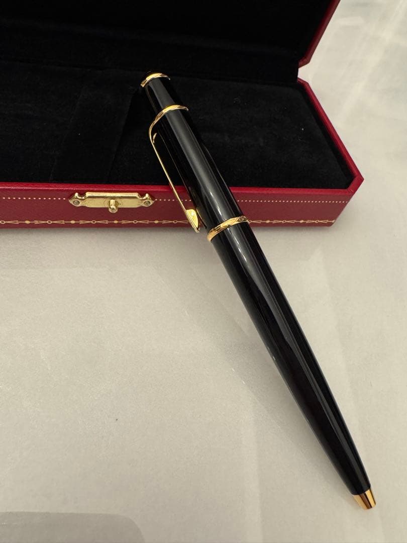 Cartier ブラック ボールペン ケース付き