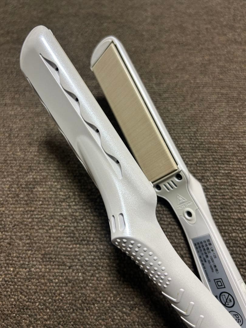 【美品】絹女〜KINUJO〜 ストレートアイロン