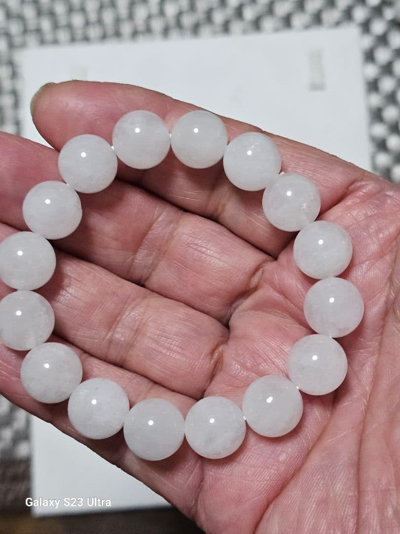 乙女鉱山産乙女水晶１２mm１６玉　上質ブレスレット