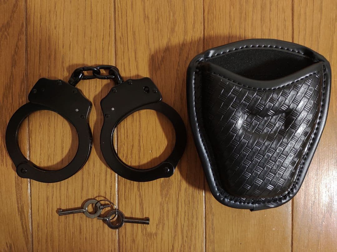 本物手錠、ハンドカフケース