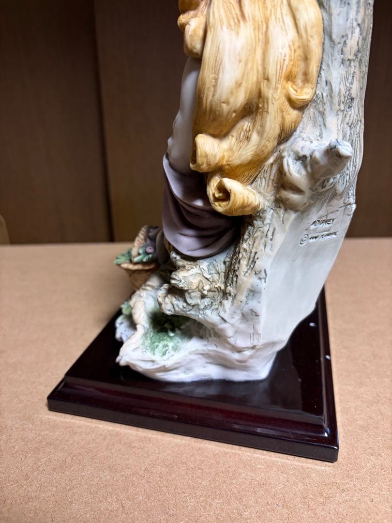 Armani アルマーニ オーロラ姫 フィギュリン 陶器 眠れる森の美女