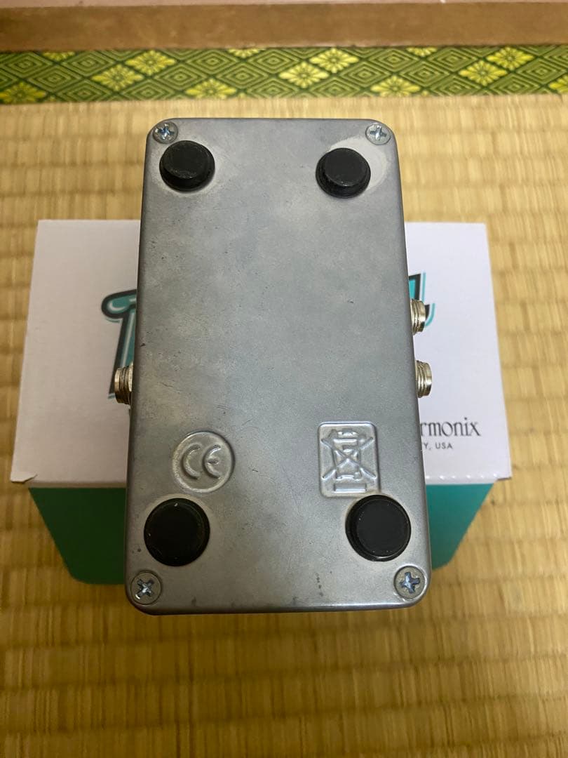 electro-harmonix NANO PULSAR トレモロ