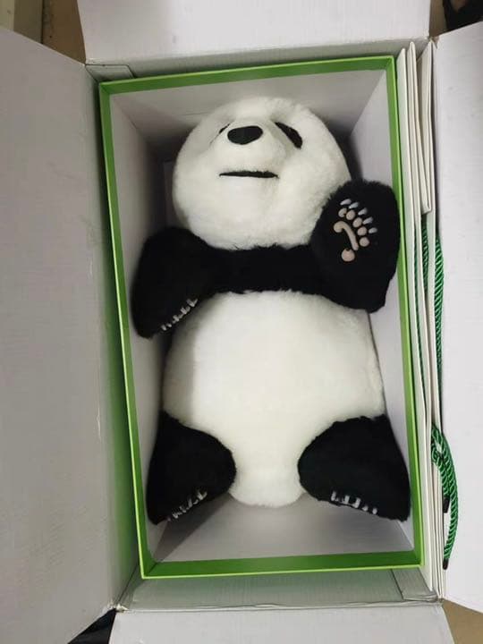 パンダぬいぐるみ 本物に近い　職人ハンディクラフト