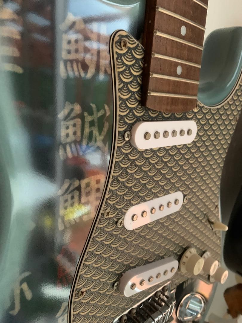 希少ストラトキャスター新品弦付きおすすめ