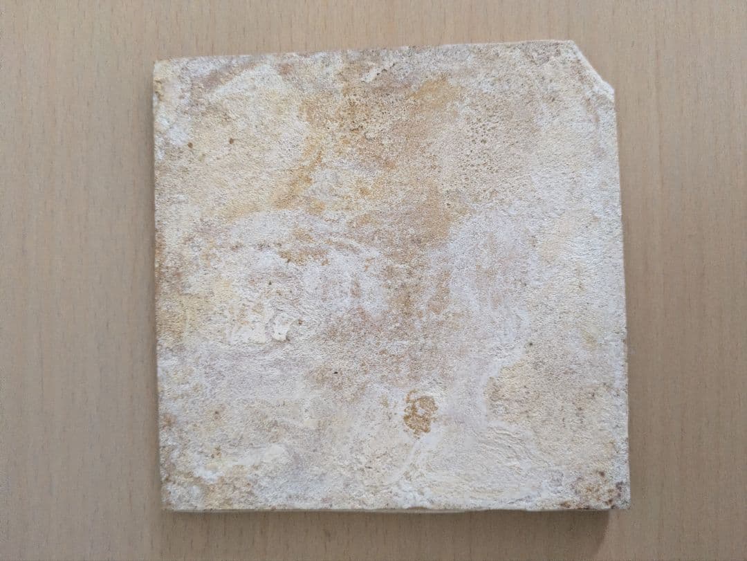 青い狐の絵柄のアンティークタイルデルフト焼き 1