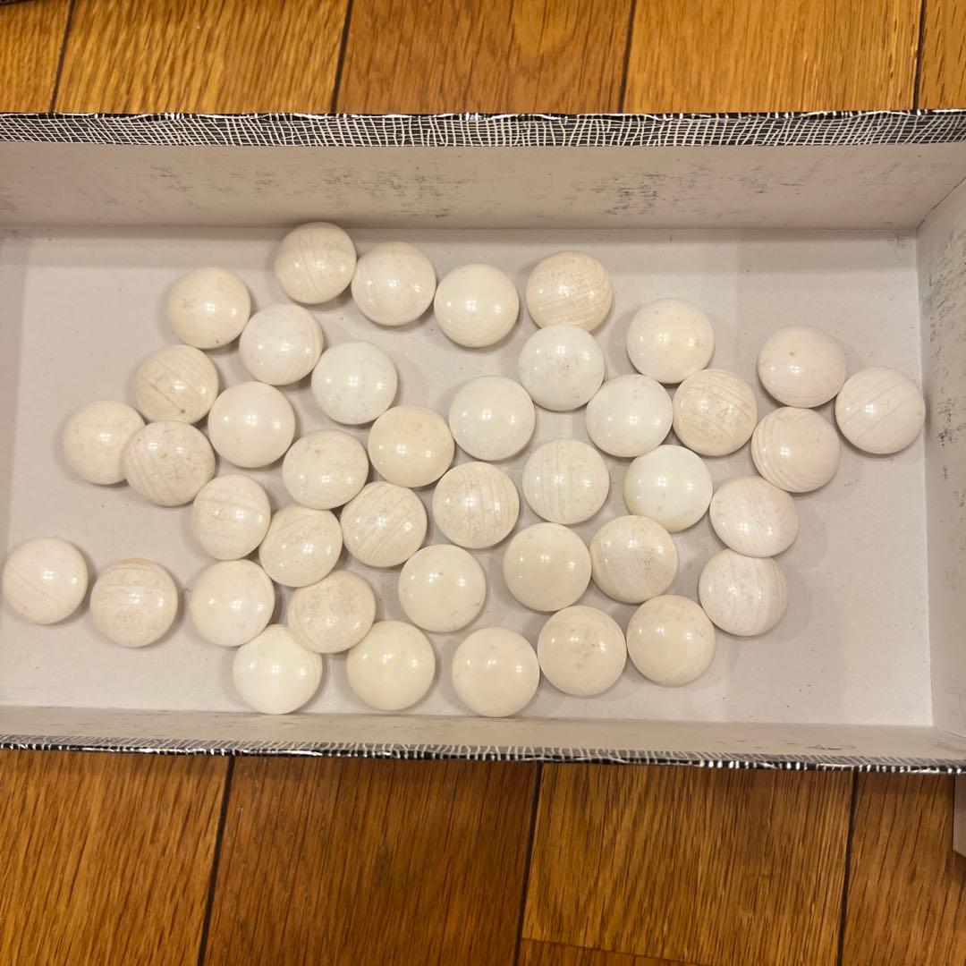 囲碁盤　碁石セット　脚付　へそあり　木製　日向特製　蛤碁石　那智黒