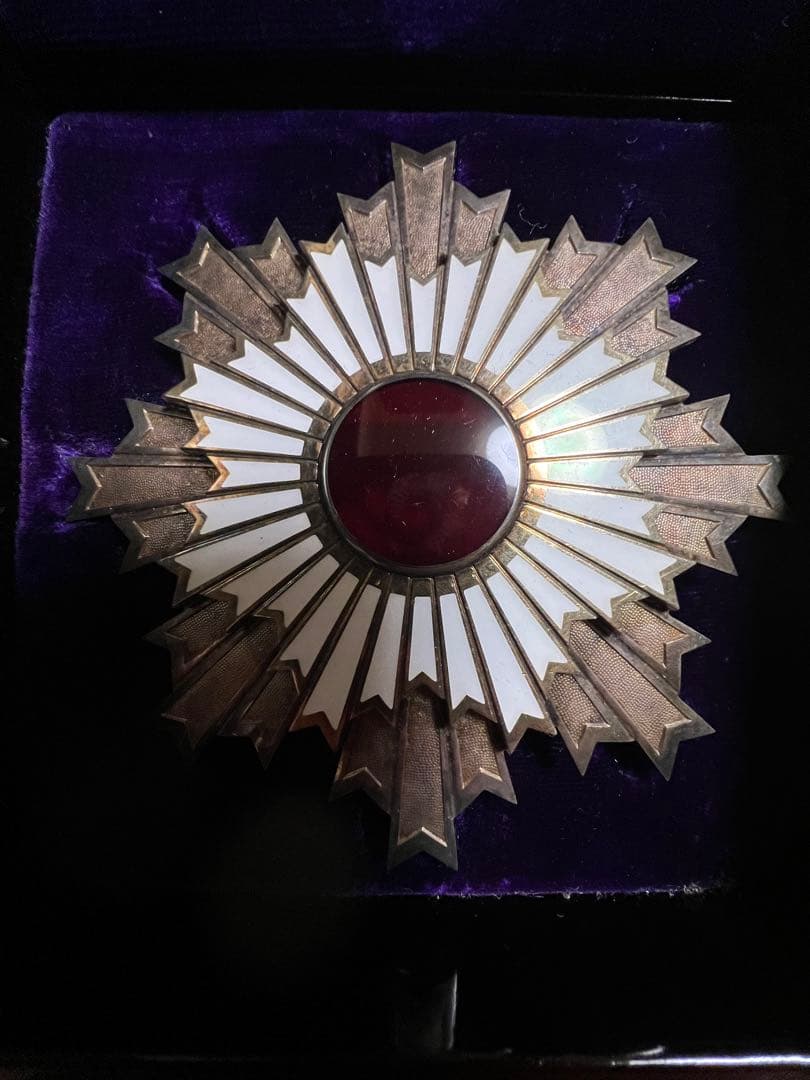 勲二等旭日重光章　勲章