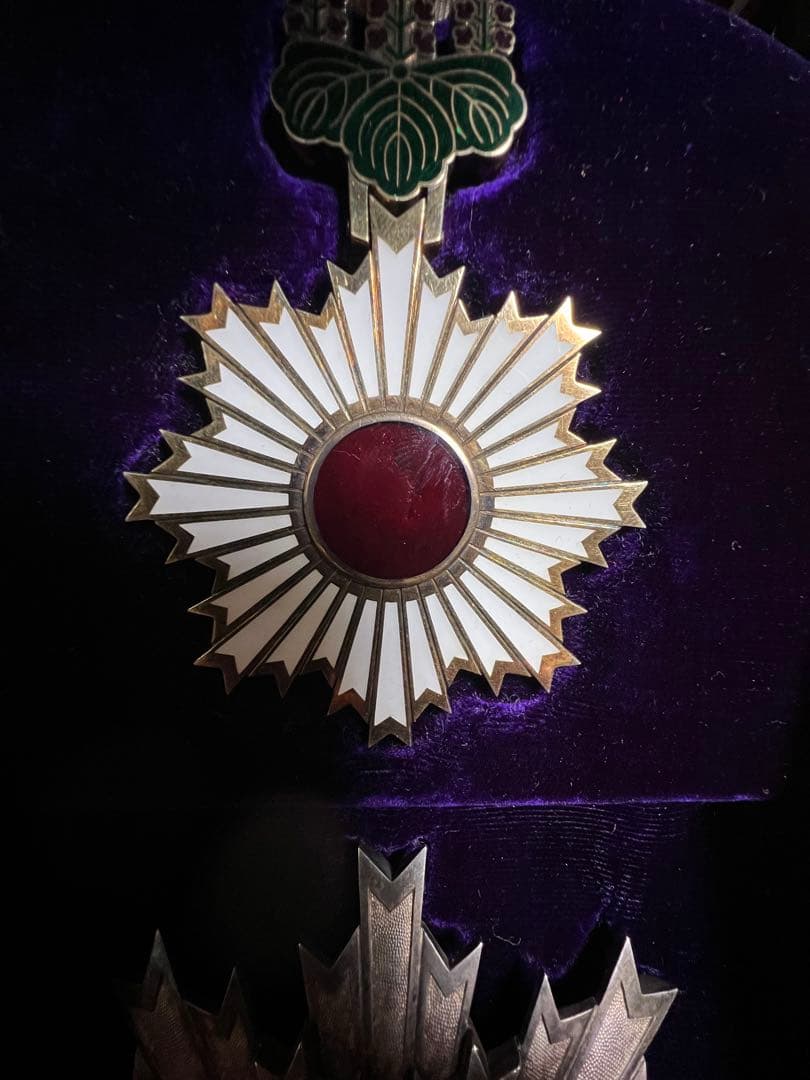 勲二等旭日重光章　勲章