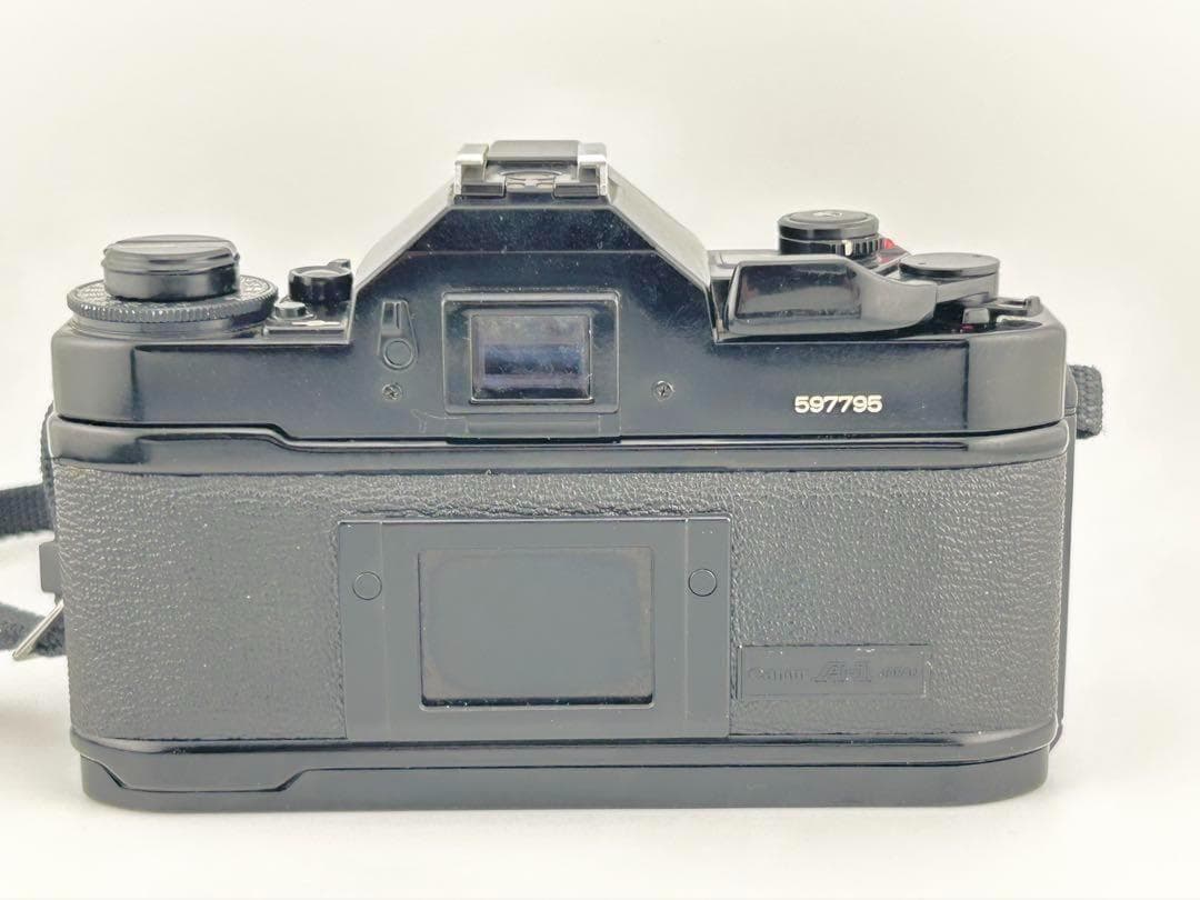 【完動品】　Canon A-1　FD 50mm 1:2 モルト貼替・動作確認済
