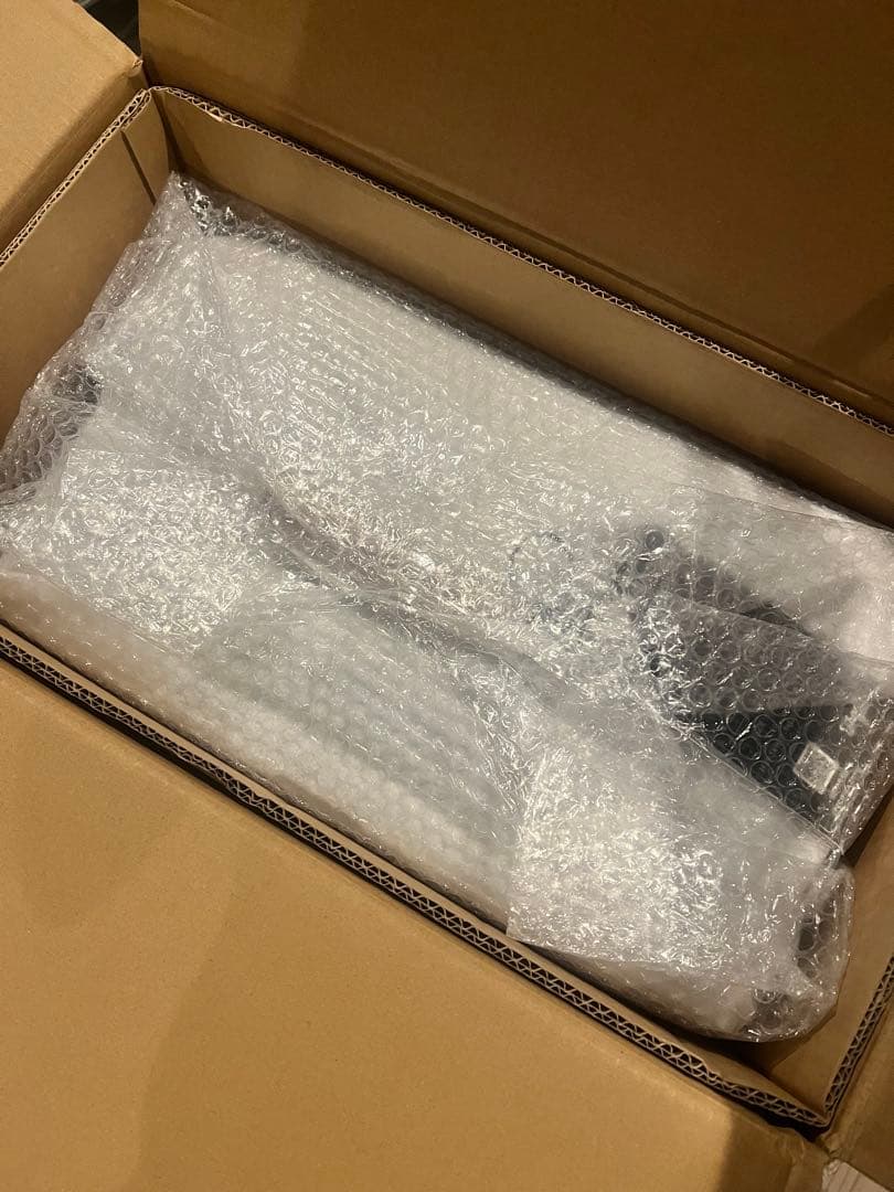 【70L】イノベーター　スーツケース