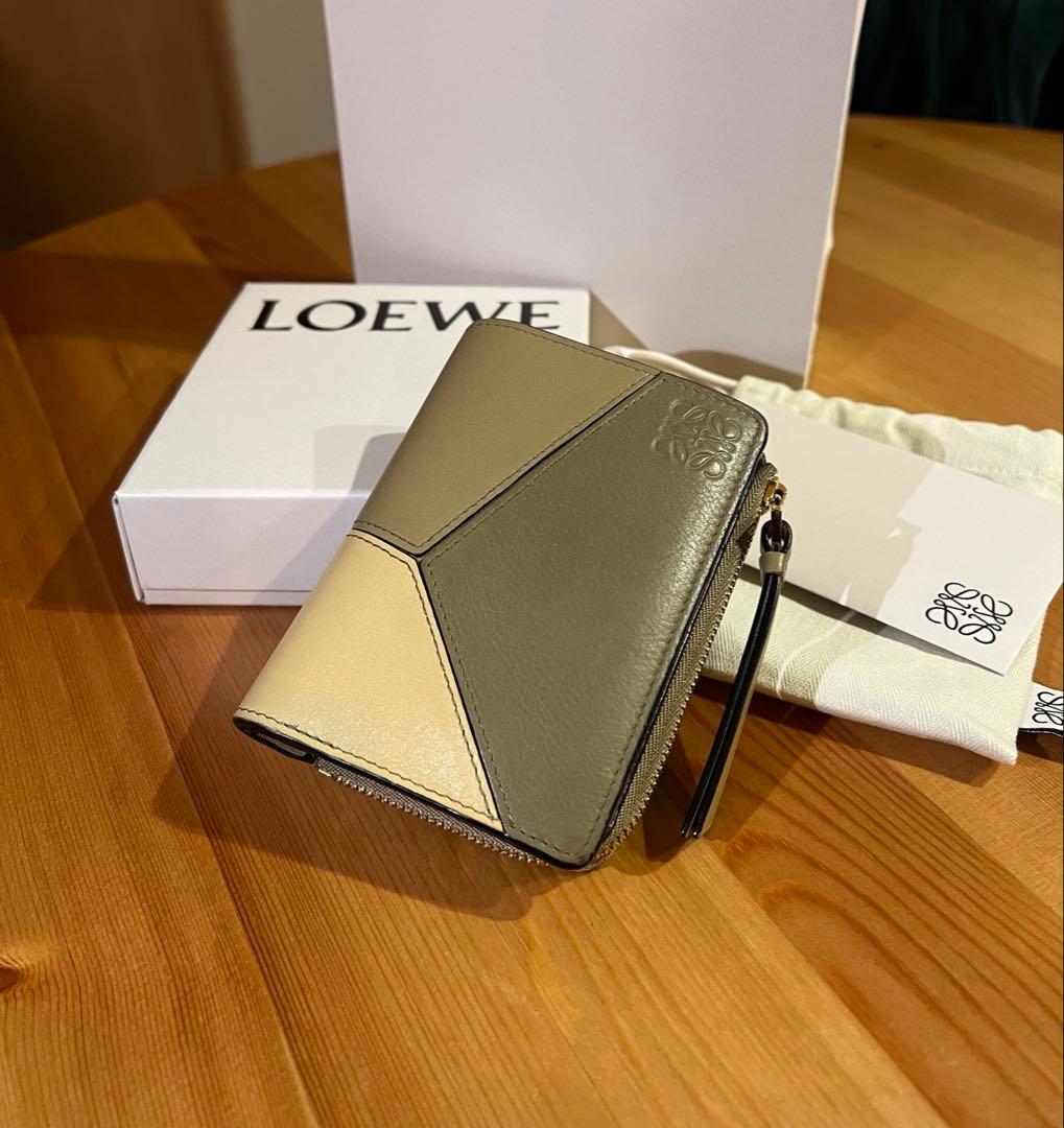 LOEWE 二つ折り財布 美品