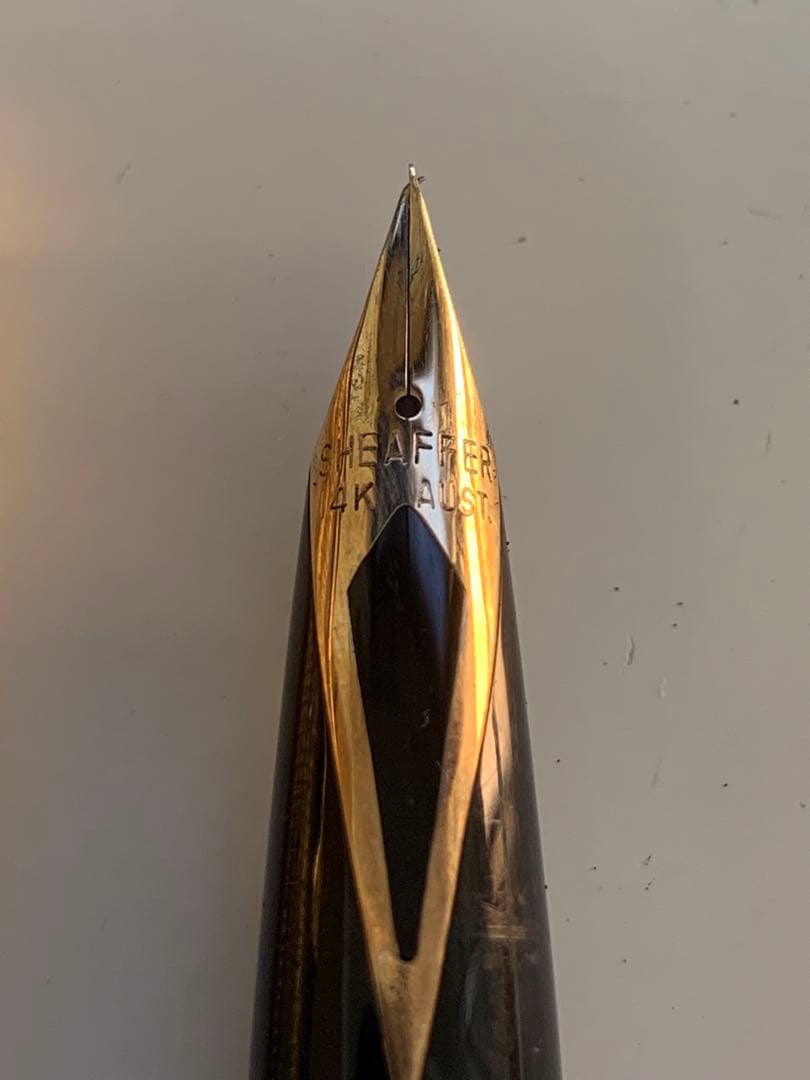 d*9様 SHEAFFER 14K AUST 万年筆 ゴールド