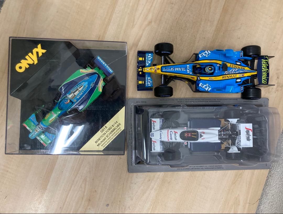 F1ミニカー1/18.1/24 3台セット