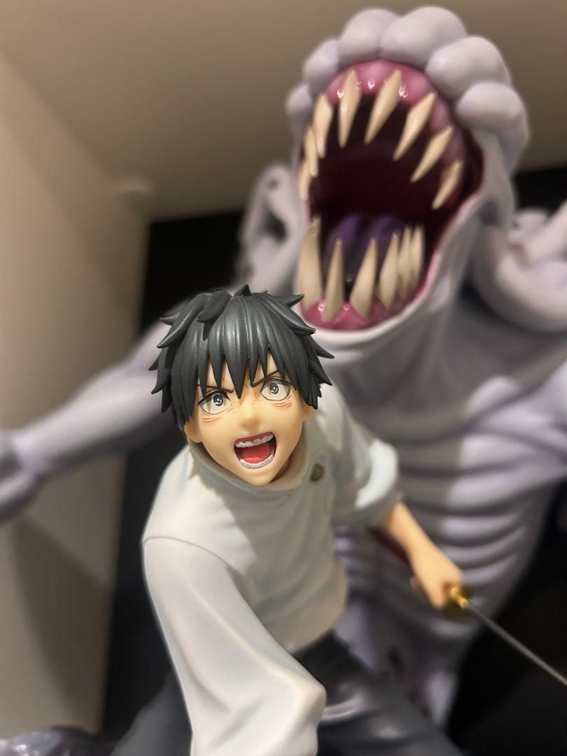 乙骨憂太& リカ　特級過呪怨霊　祈本里香　1/7スケール　フィギュア