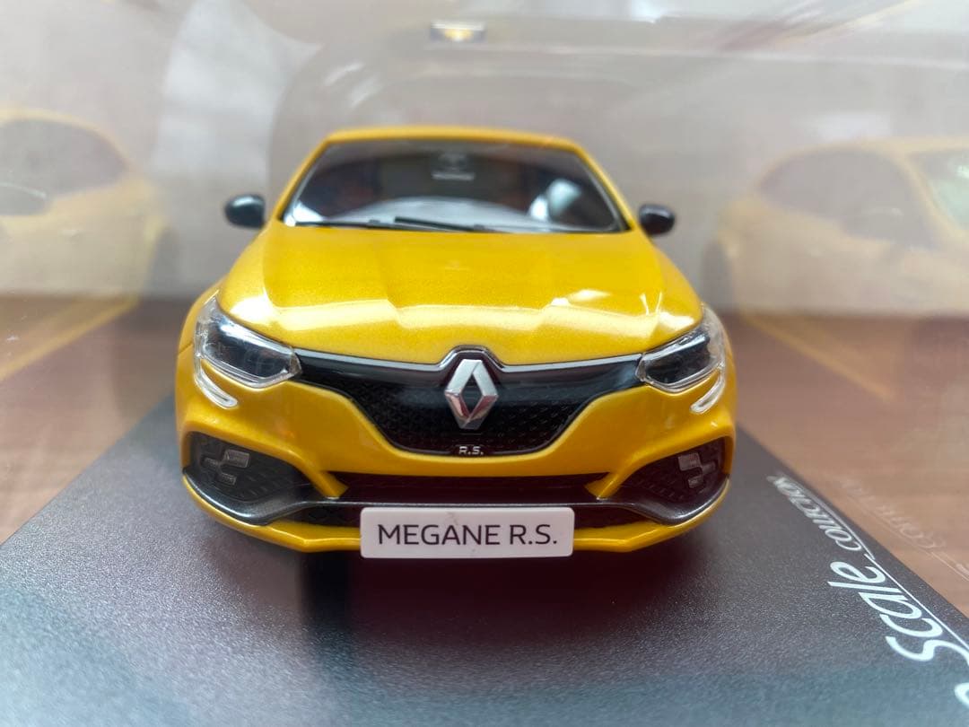 ミニッツ ASC RENAULT MEGANE R.S.