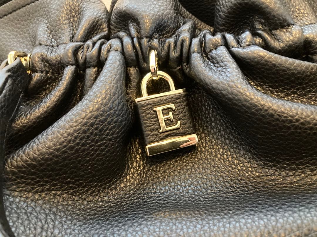 【新品未使用】エルマンノシェルヴィーノ　フィレンツェ　ハンドバッグ　ブラック