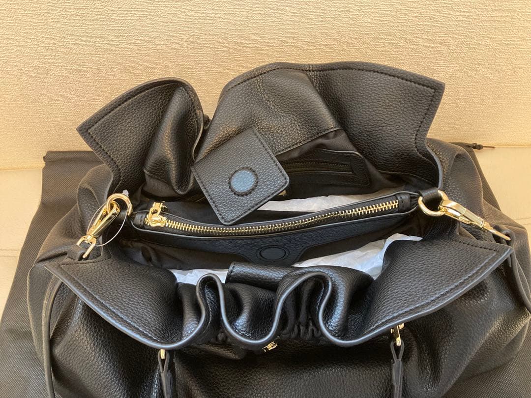 【新品未使用】エルマンノシェルヴィーノ　フィレンツェ　ハンドバッグ　ブラック