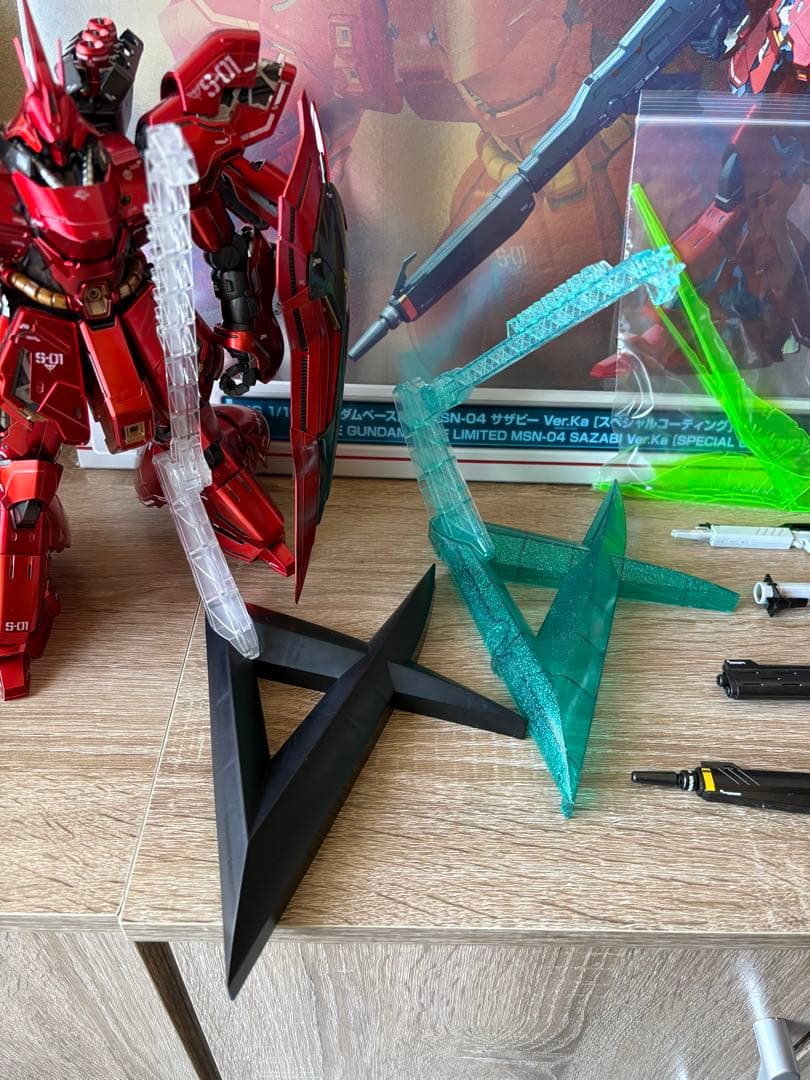 MG 1/100 ver.ka νガンダム　サザビー　超メルカリ市中限定出品