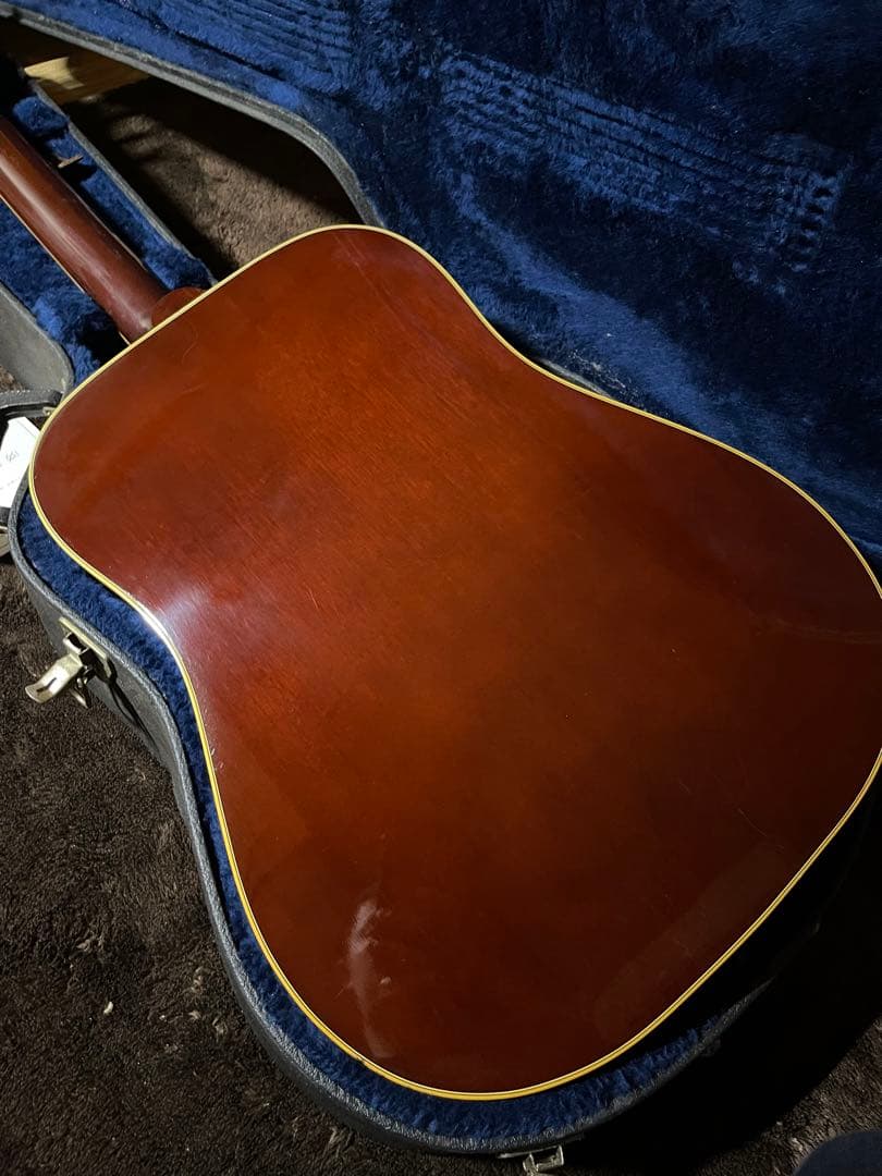 Gibson Hummingbird 2002年製