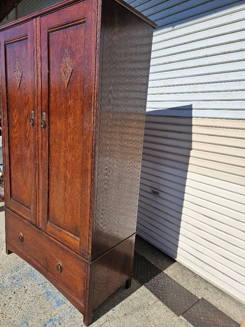 英国アンティーク 古いワードローブ 洋服箪笥 木製 無垢 ミラー 引出し付き