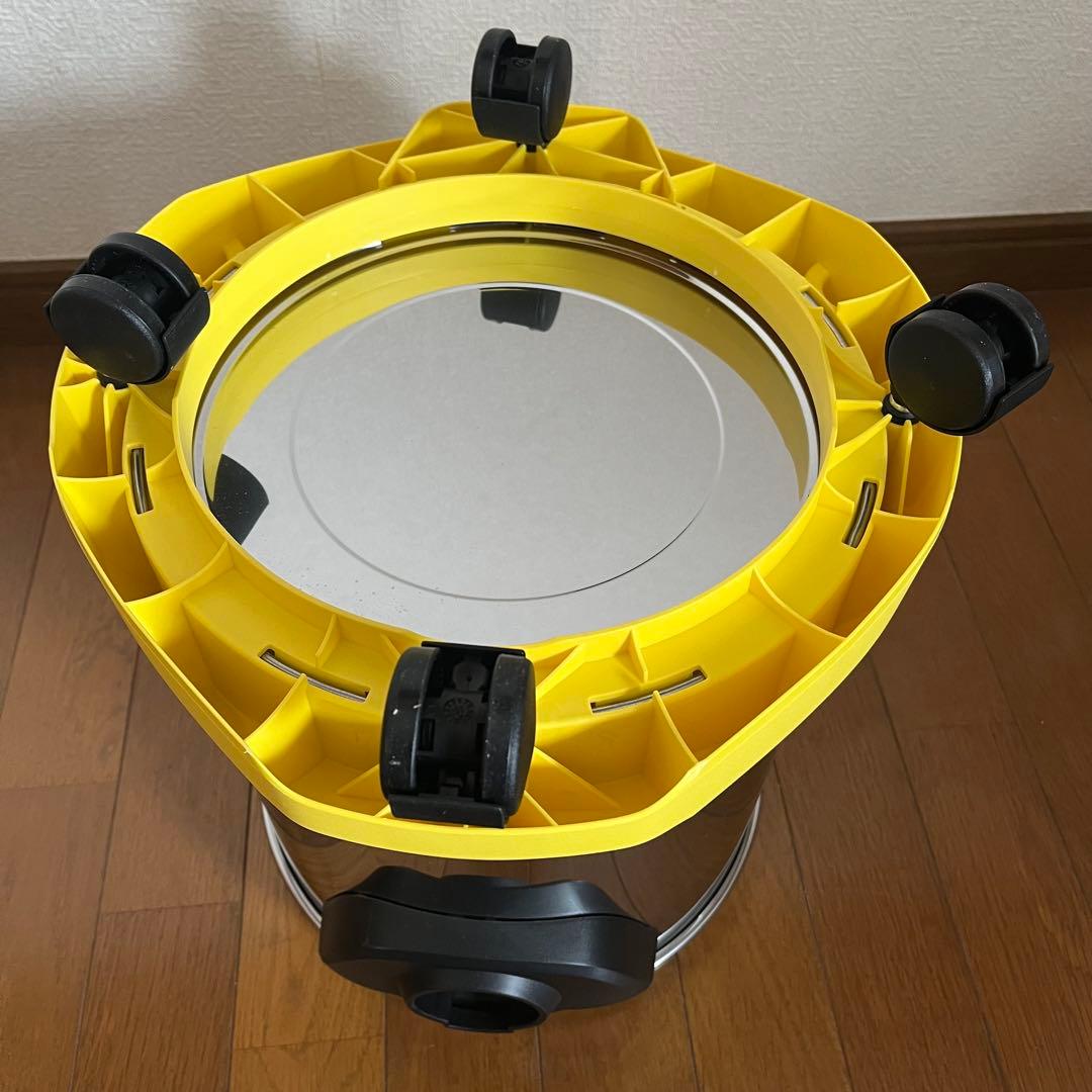 ケルヒャーKRCHER★乾湿両用バキュームクリーナー[WD3]17L 中古