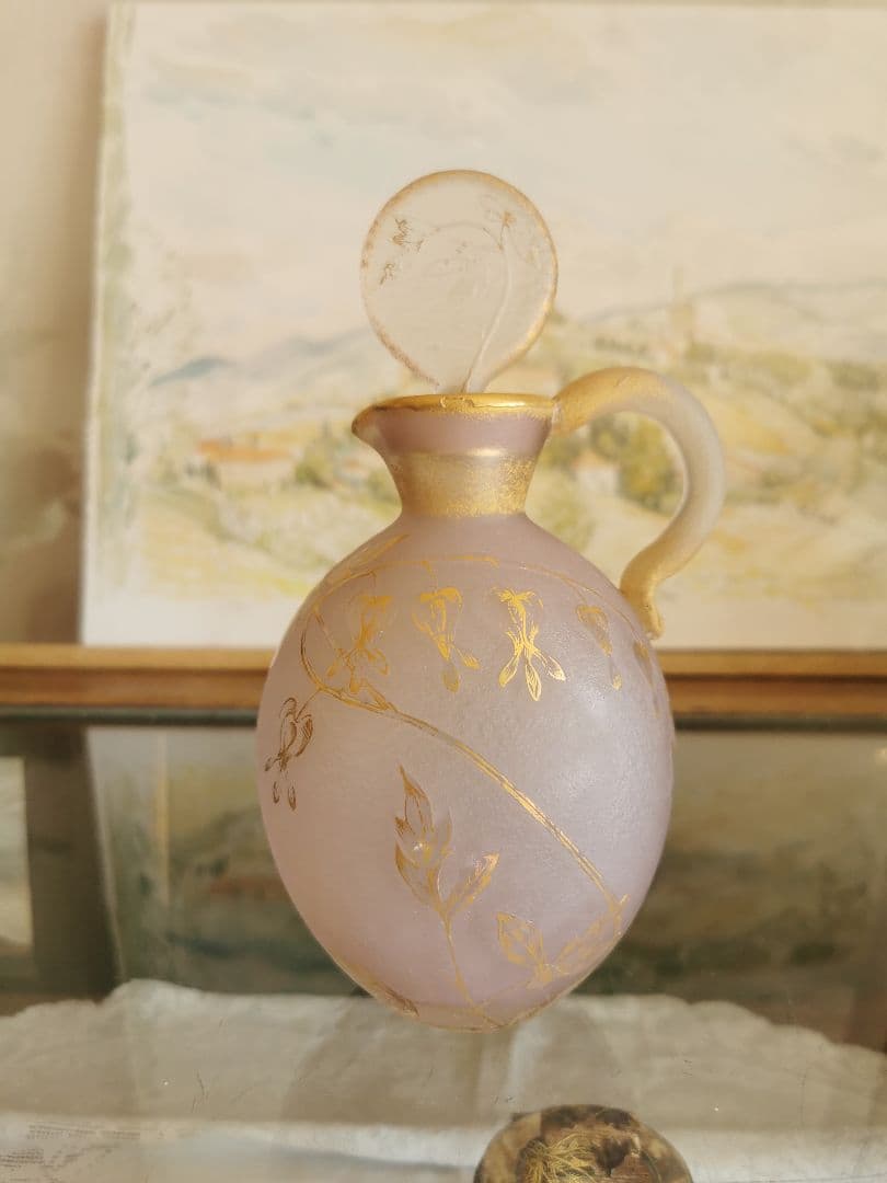 アンティークドームナンシー 駒草紋様金彩デキャンタ ラヴェンダーピンク キャラフ