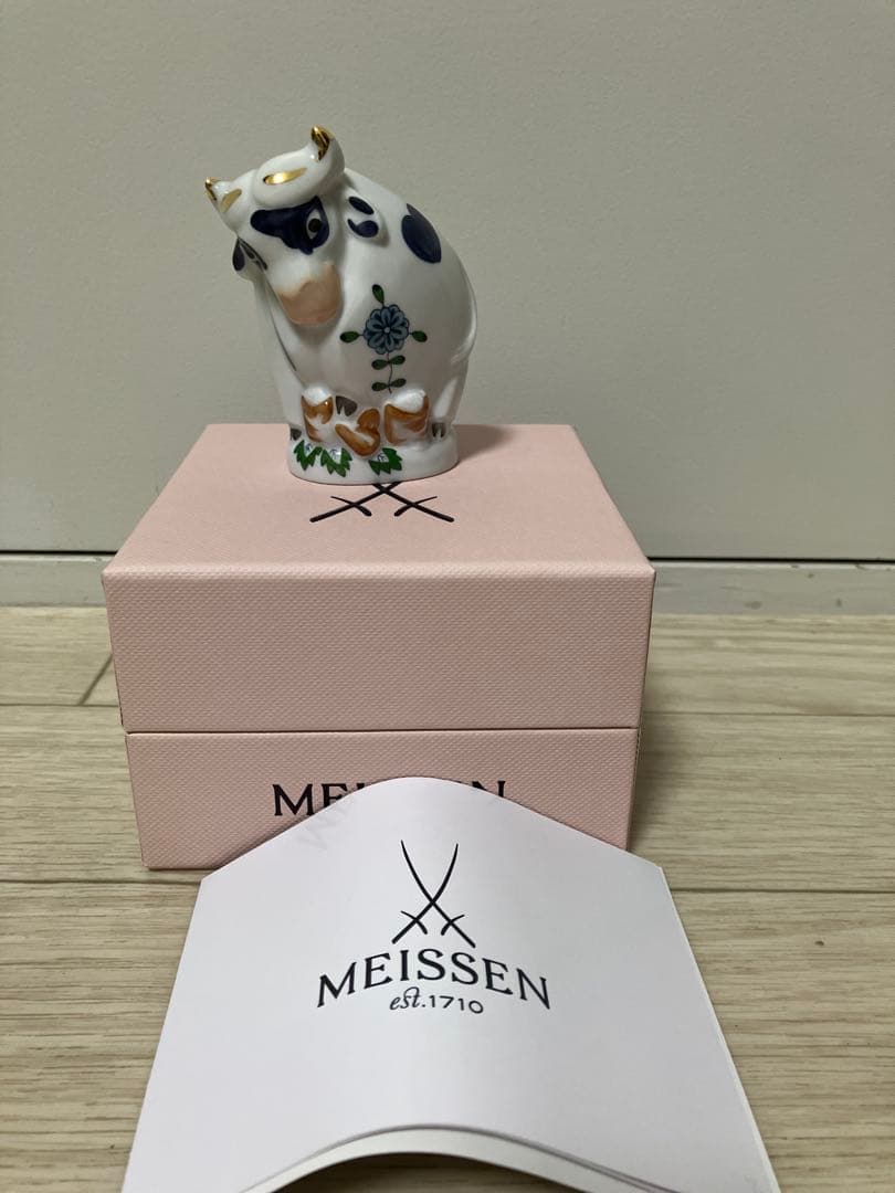 マイセン　ミニウシ　オス　フィギュリン　干支　定価33000円