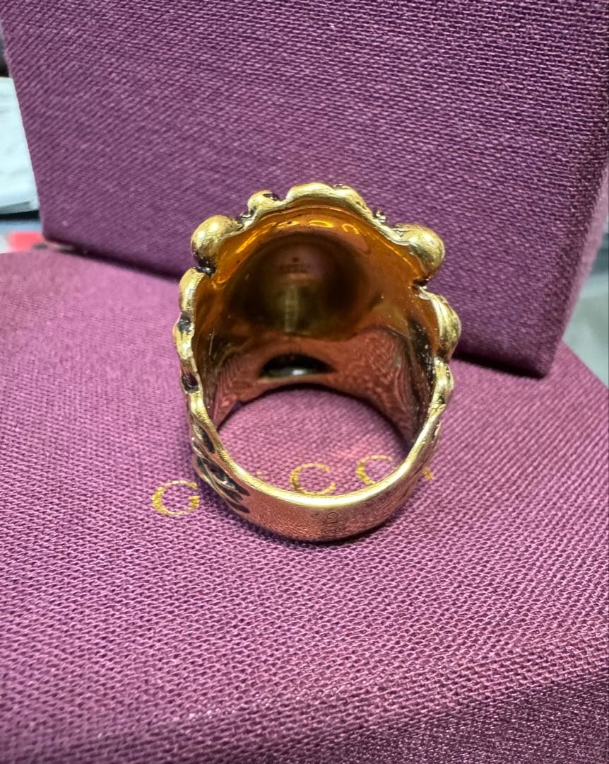 GUCCI指輪　ライオンベッド金色