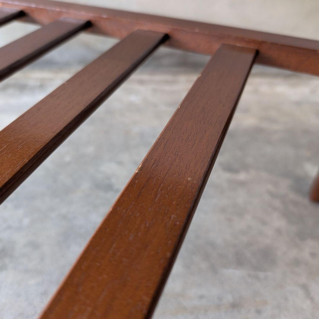 【古家具】カリモク 白い天板 ウォルナット色のカフェテーブルA　サイドテーブル