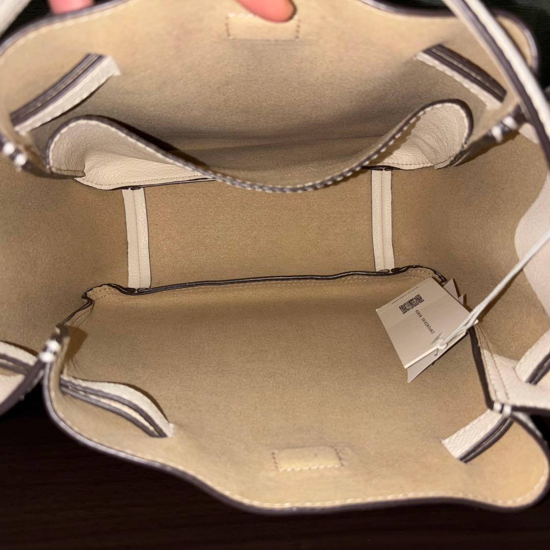 トリーバーチ ロミー バケットバッグ