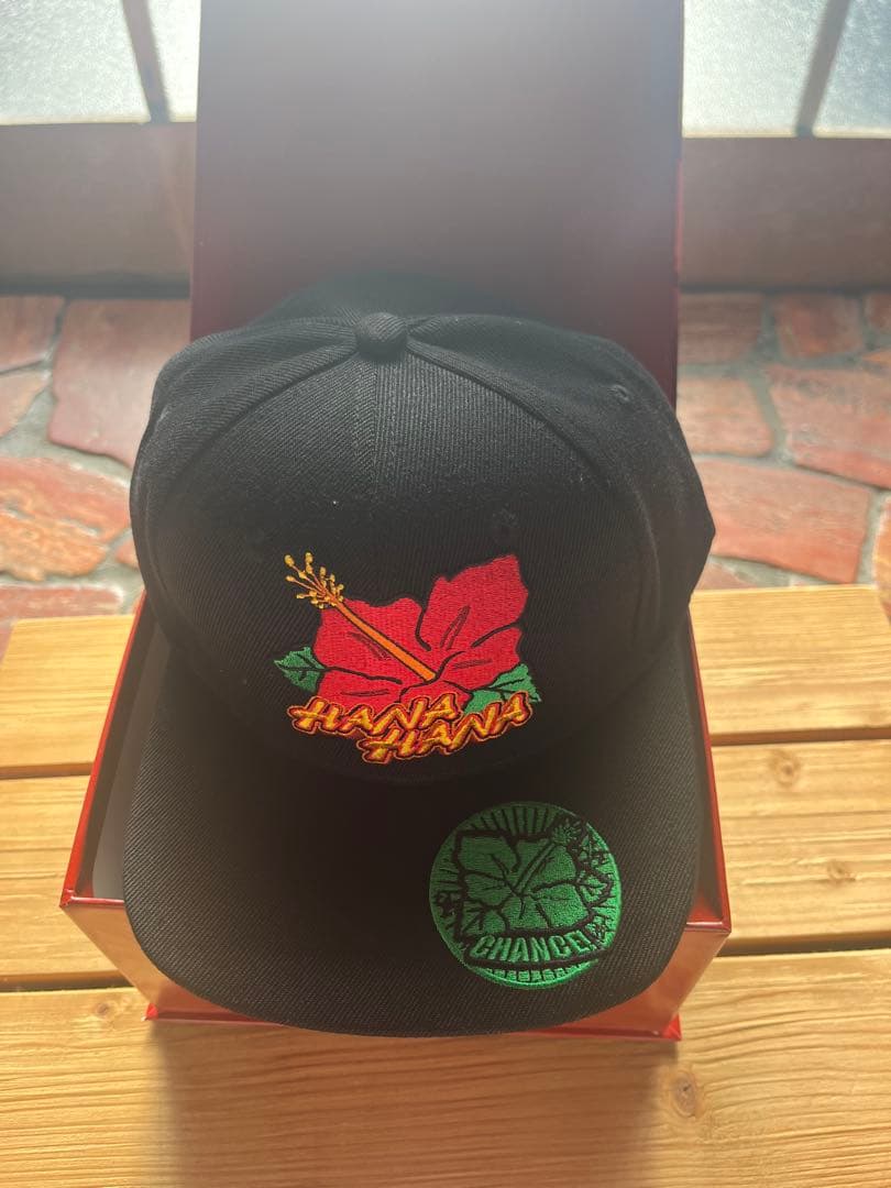 【期間限定値下げ】【新品】箱付き！HANAHANA ハイビスカス キャップ