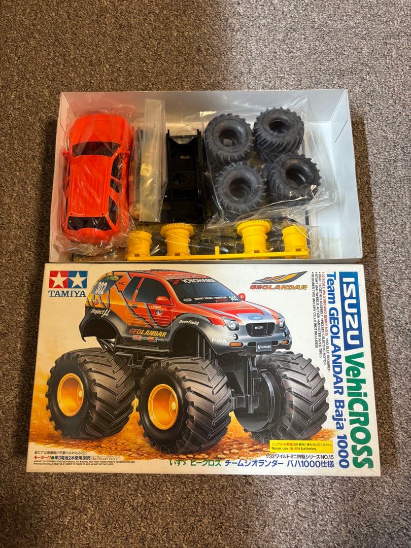 いすゞ ビークロス チームジオランダー バハ1000仕様 ミニ四駆　コレクション