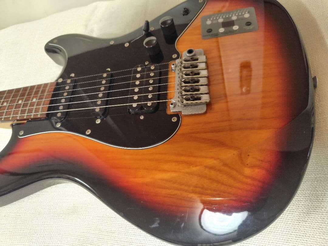 Fernandes ARS-ULT Ultimaエフェクター内蔵エレキギター