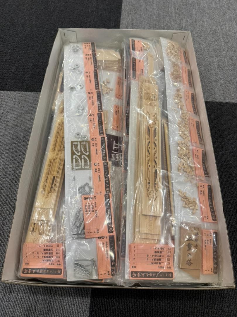 Woody Joe 五重の塔 木製建築模型 1/75