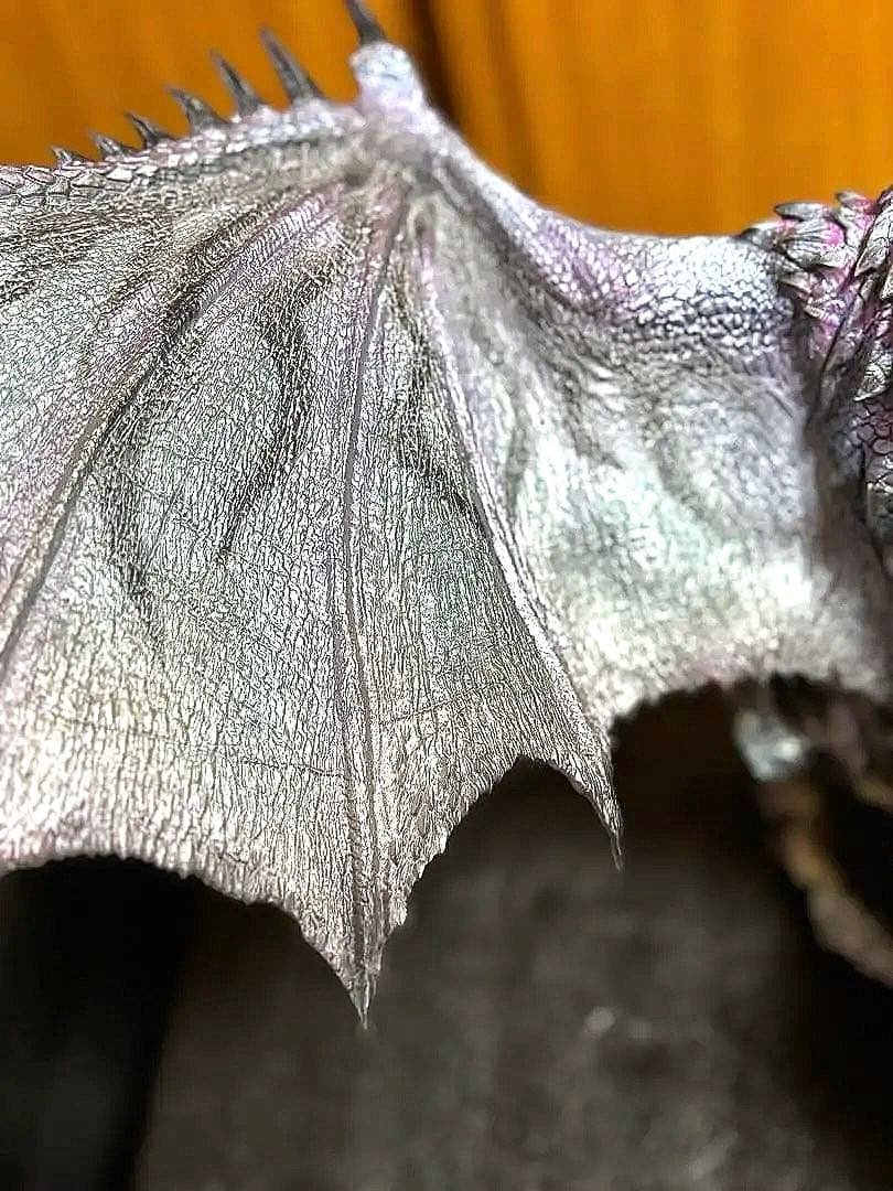 モンスターハンター リオレウス希少種 クリエイターズモデルと比較あり LED有