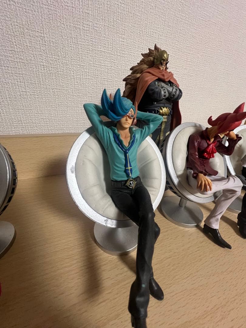 ONEPIECE DXF ジェルマ66 フィギュア ヴィンスモークファミリー