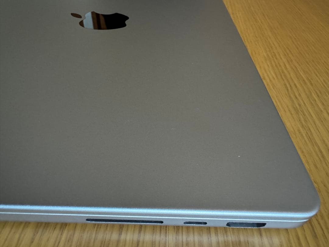 Apple MacBook M2Pro シルバー