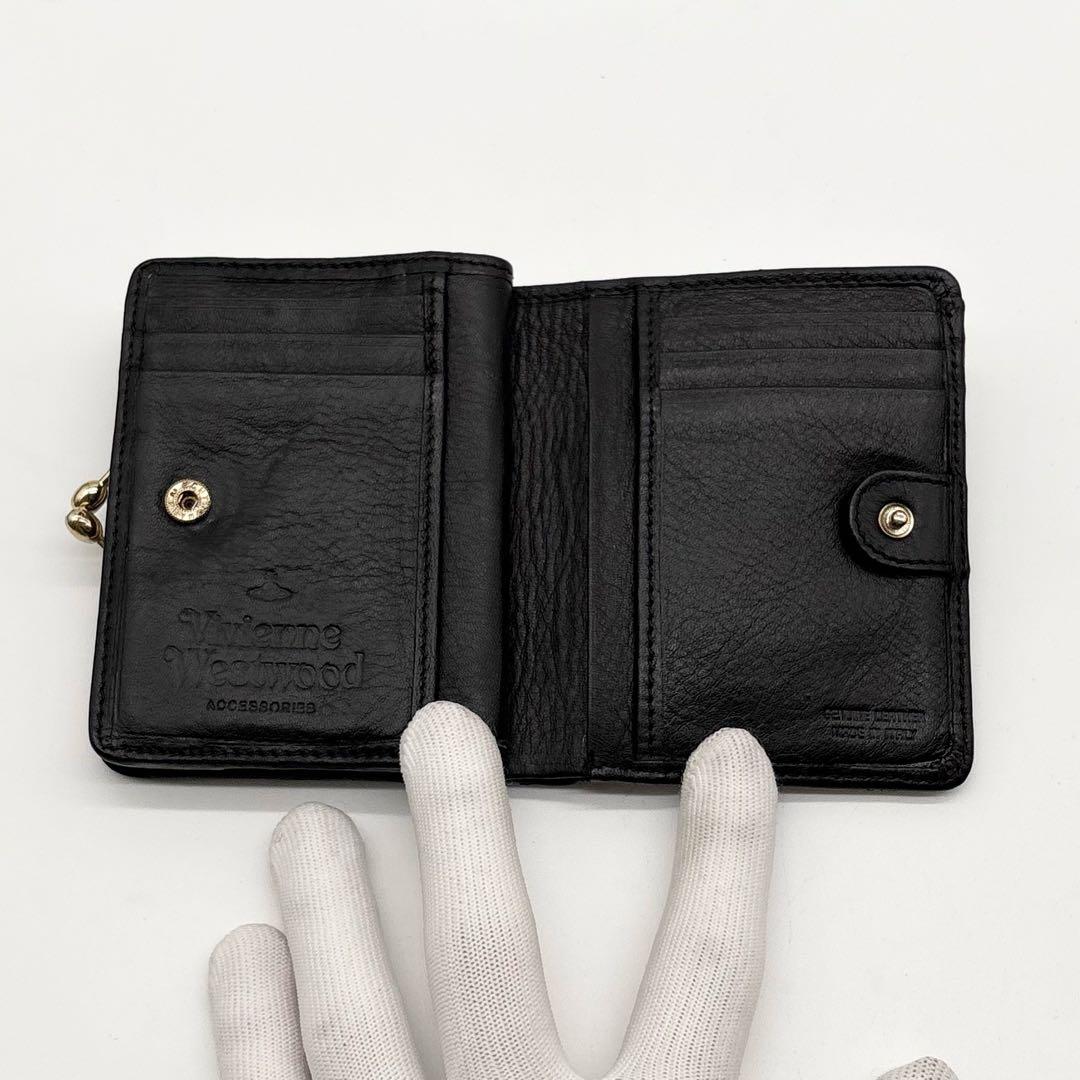 【美品】ヴィヴィアンウエストウッド レザー 二つ折り財布 オーブ 型押し ロゴ