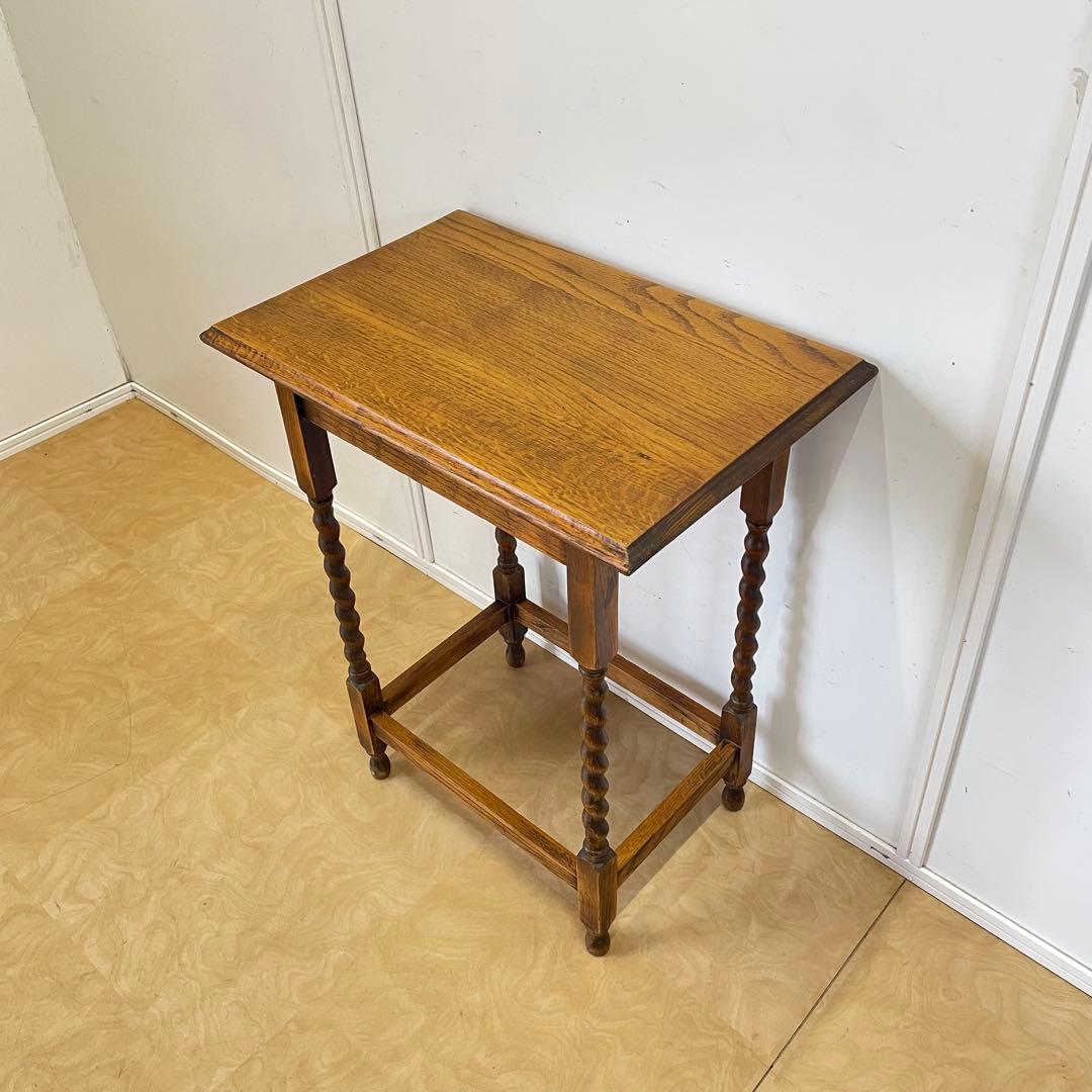 イギリス アンティーク サイドテーブル ツイストレッグ 英国 花台 テーブル