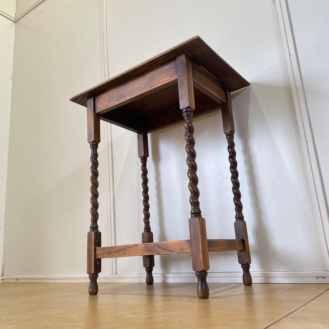 イギリス アンティーク サイドテーブル ツイストレッグ 英国 花台 テーブル